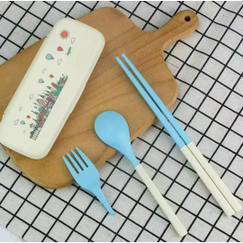 Прибори в футлярі